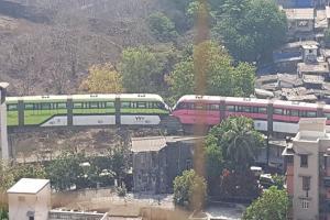 Mumbai: Monorail stuck mid-way at Wadala, passengers evacuated